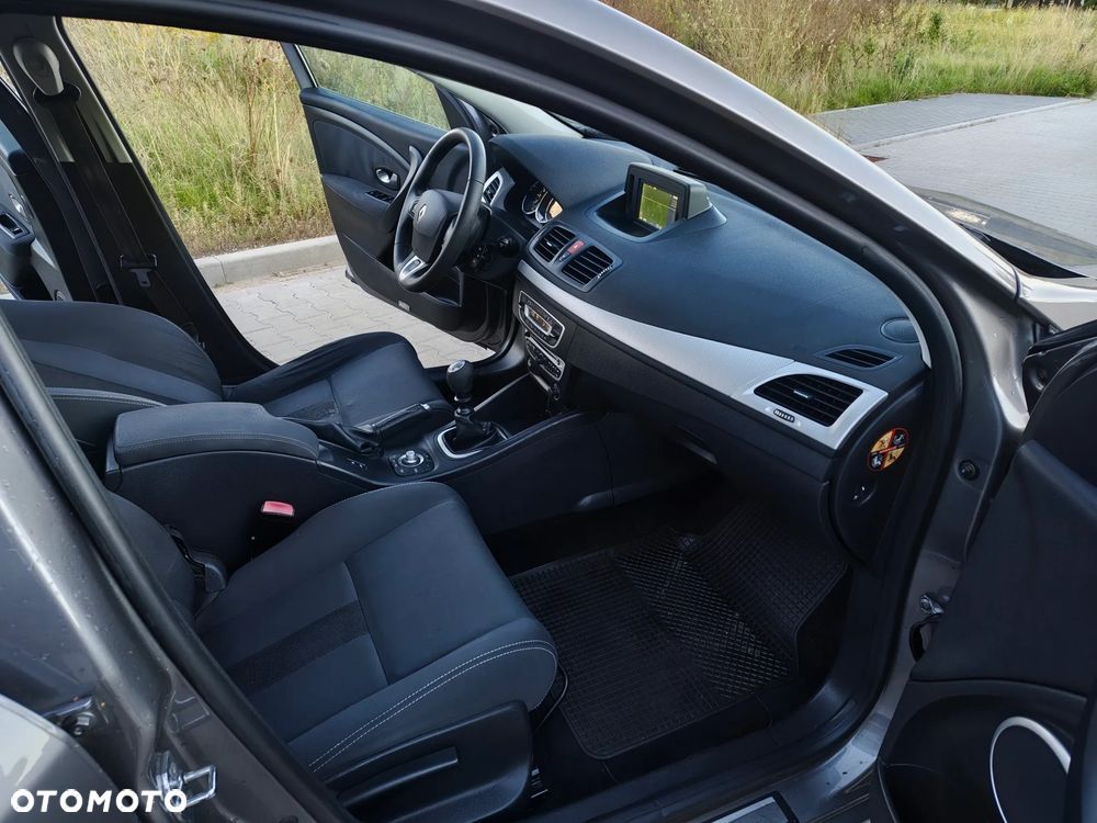 Renault Megane TCe 180 Luxe - 26