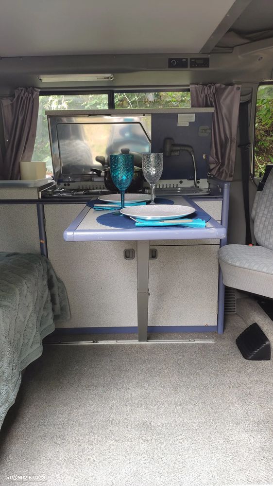 VW Transporter 2.4 D Calif. Coach - 7