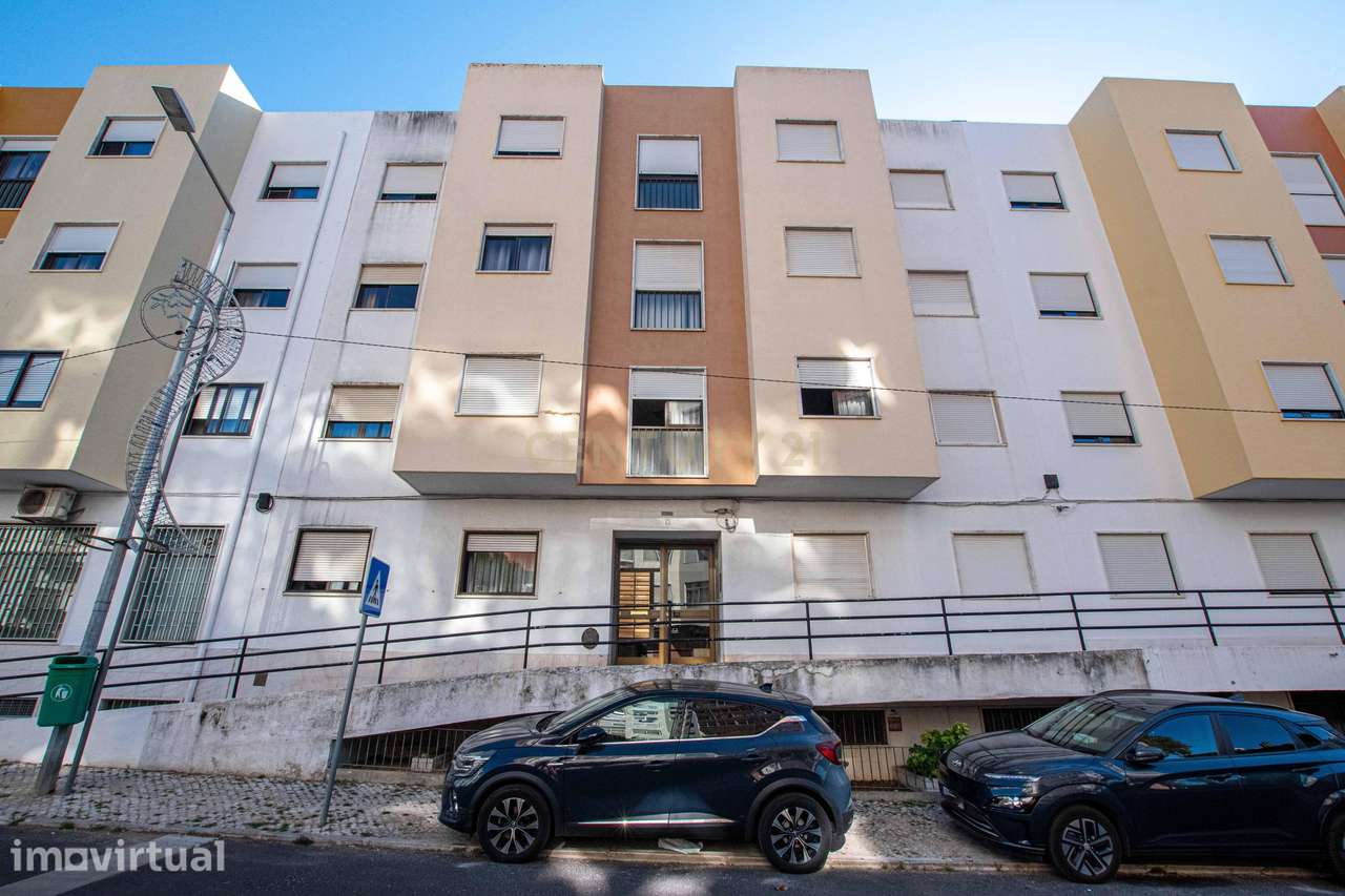 T2 Remodelado | Rua Borges Carneiro, Amadora - Grande imagem: 2/19