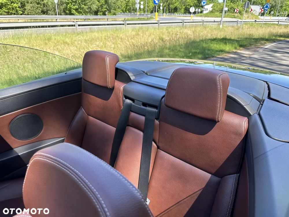 Opel Astra 1.6 Cosmo - 35