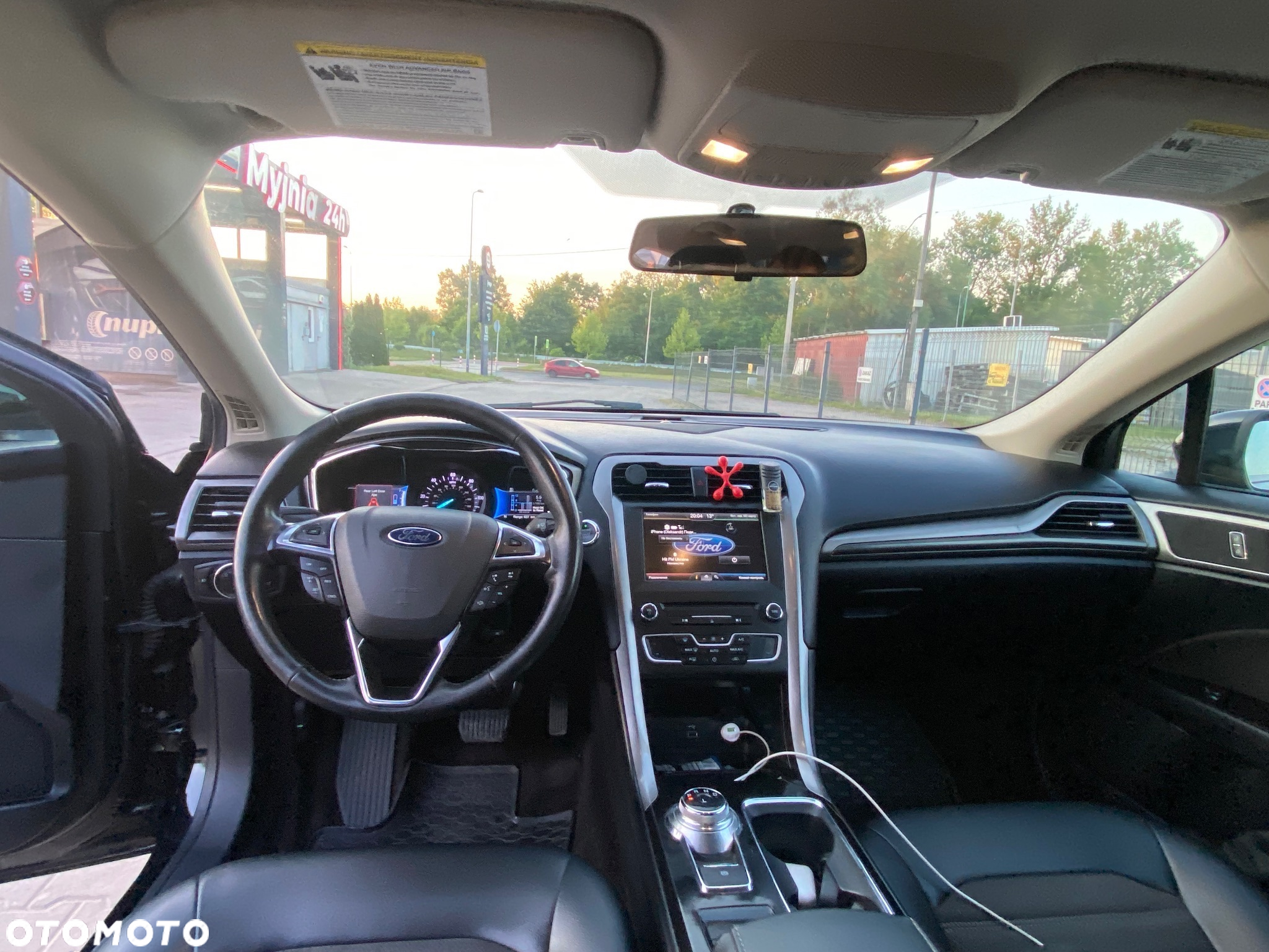 Ford Fusion 2.0 EcoBoost Titanium - 12