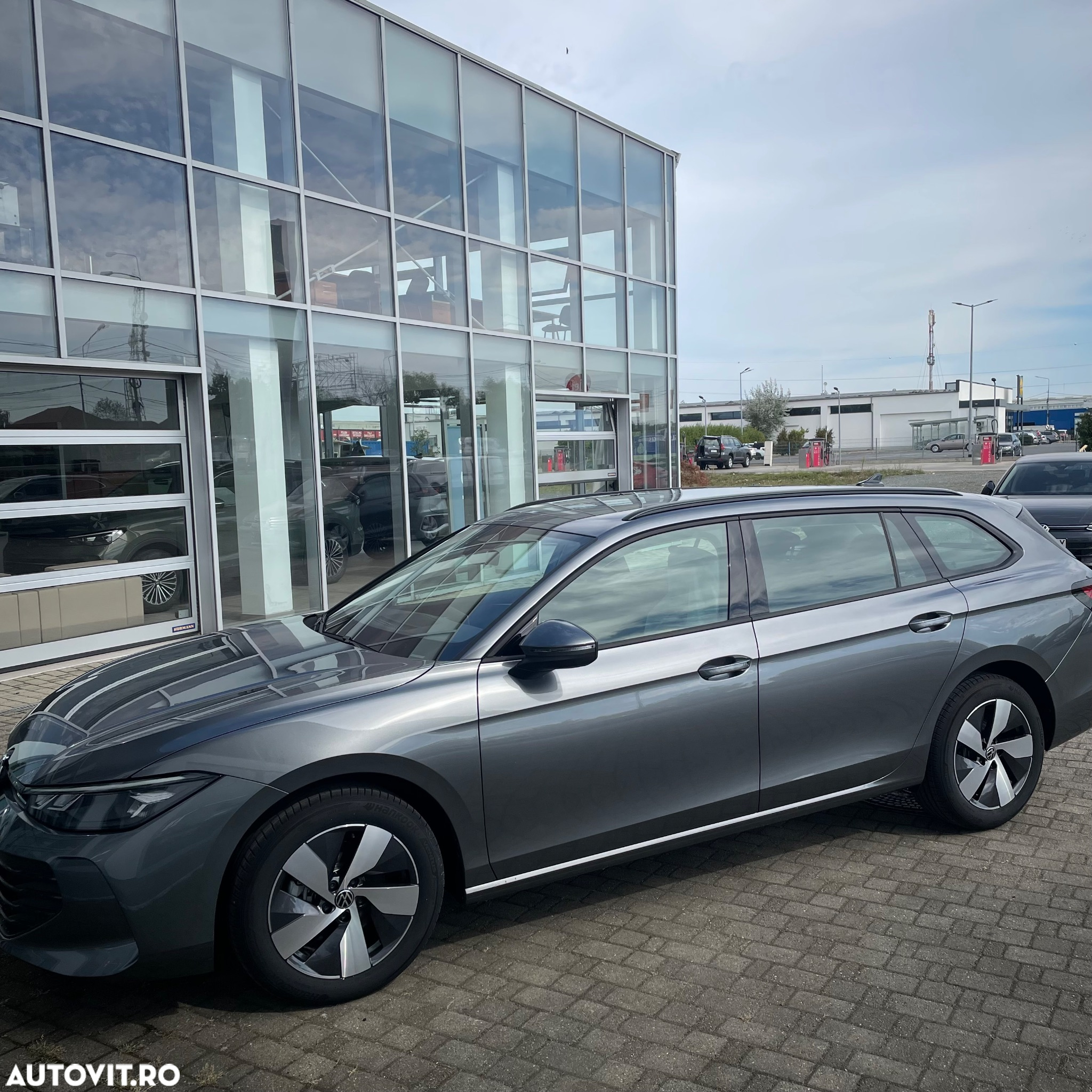 Volkswagen Passat Variant 1.5 eTSI DSG MHEV Base - 3