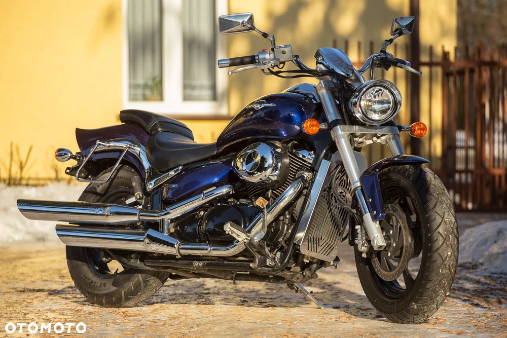 Suzuki Intruder - 9