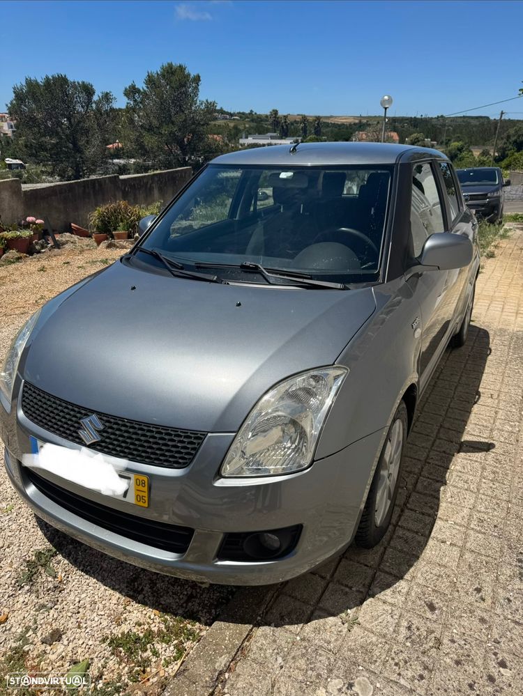 Suzuki Swift - 1