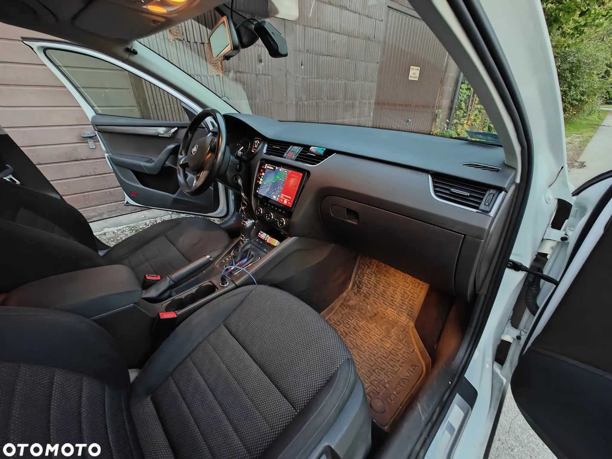 Skoda Octavia Scout 2.0 TDI 4x4 DSG - 14