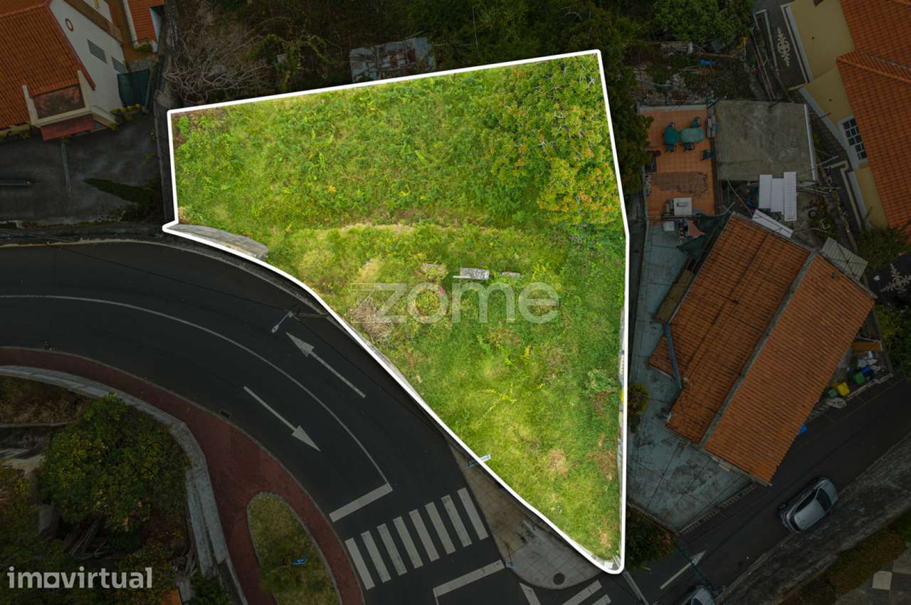 Terreno Urbano localizado em São Roque- Funchal - Grande imagem: 5/19