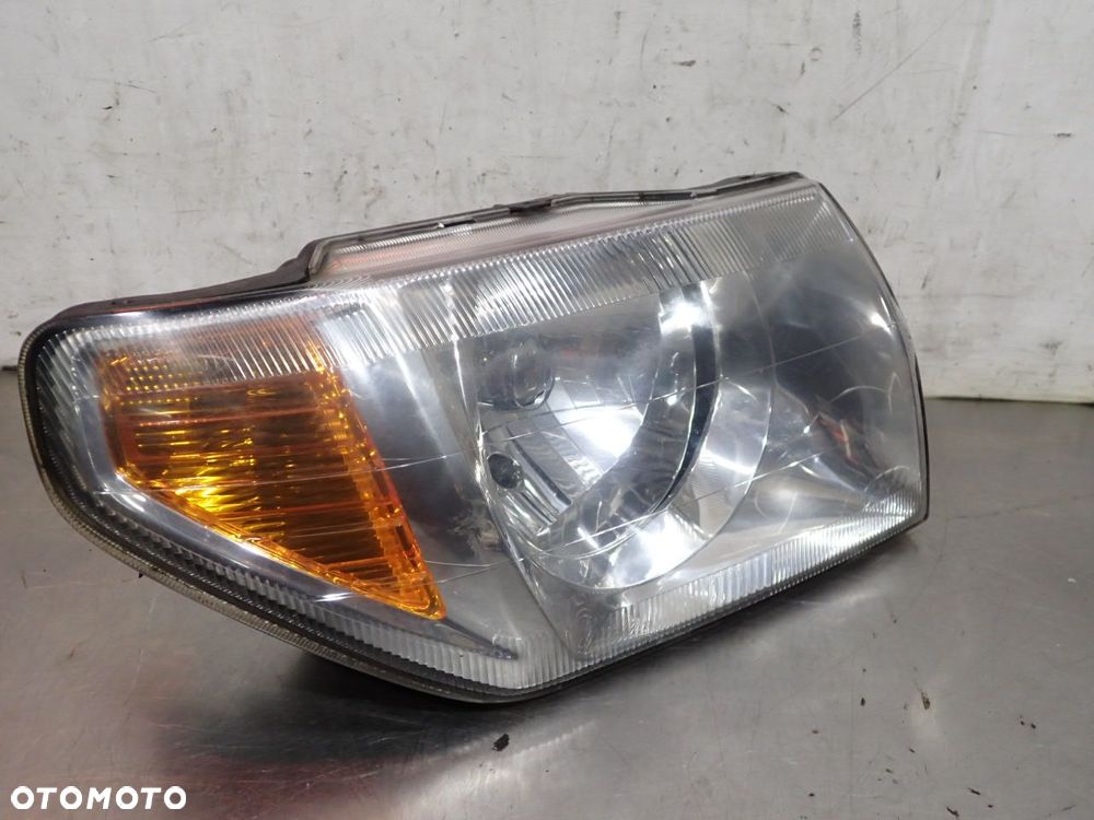 LAMPA PRAWA PRZEDNIA MITSUBISHI PAJERO PININ - 2