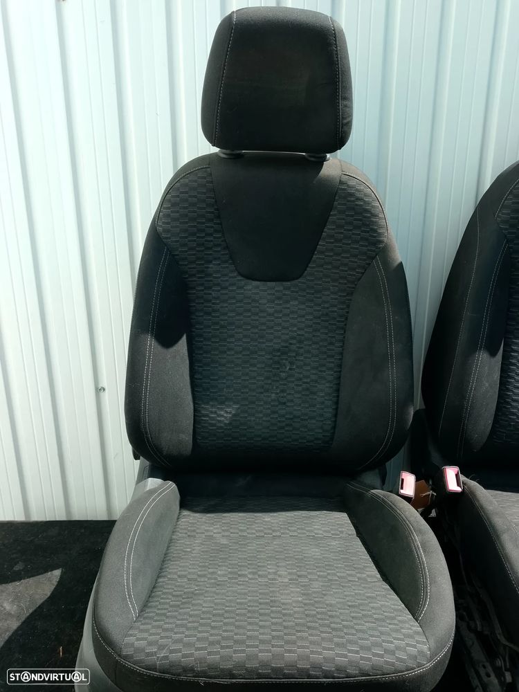 BANCOS FRENTE OPEL ASTRA K - 3