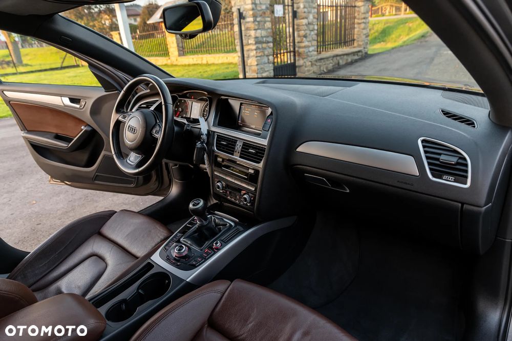 Audi A4 - 24