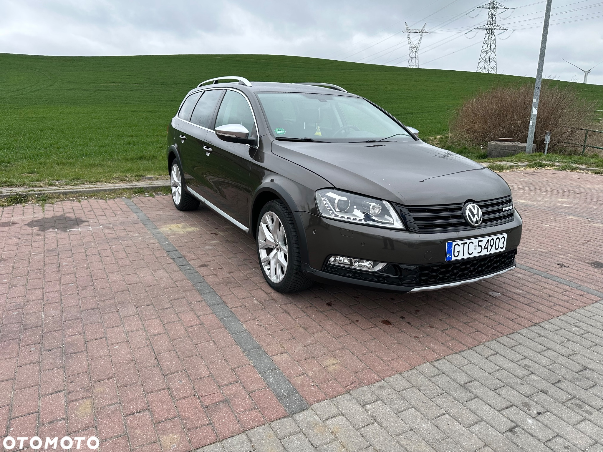 Volkswagen Passat - 2