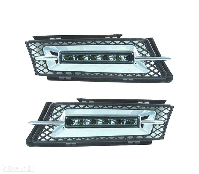 GRELHAS LUZ DIURNA LED BMW E90 E91 05-08 FRISO CROMADO - 1