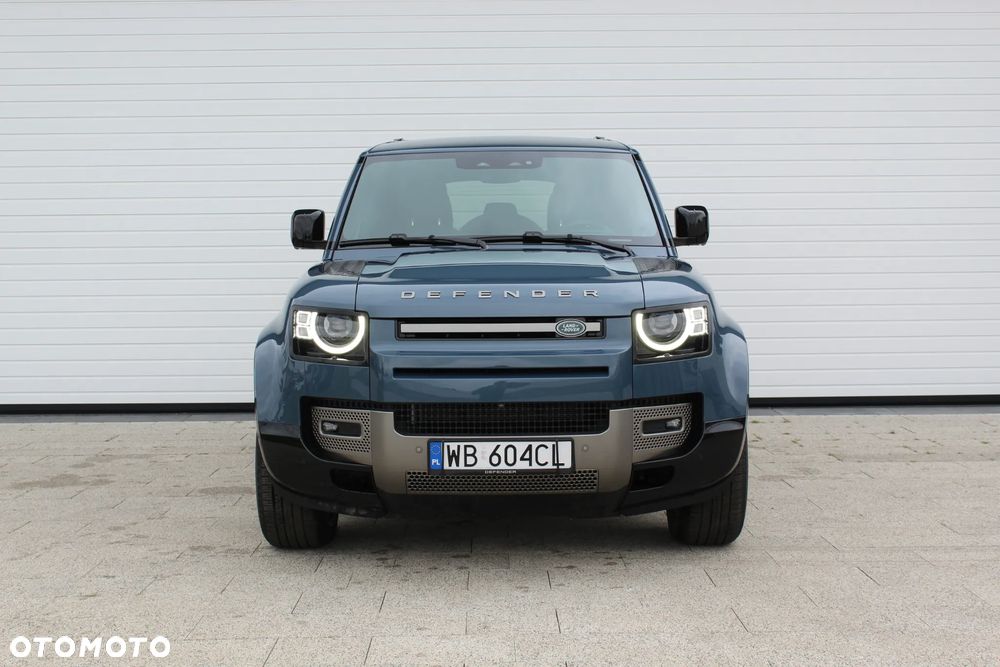 Land Rover Defender - 4