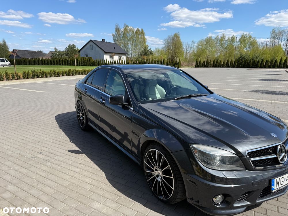 Mercedes-Benz Klasa C 63 AMG 7G-TRONIC SPORT EDITION - 15