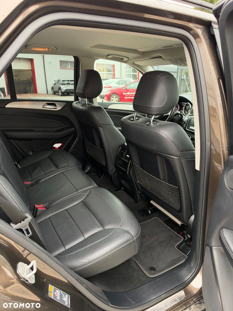 Mercedes-Benz GLE 350 d 4Matic 9G-TRONIC AMG Line - 8