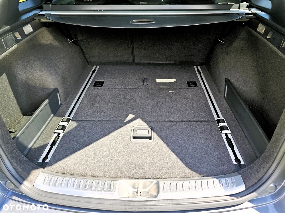Hyundai i40 Kombi 1.7 CRDi Premium - 26