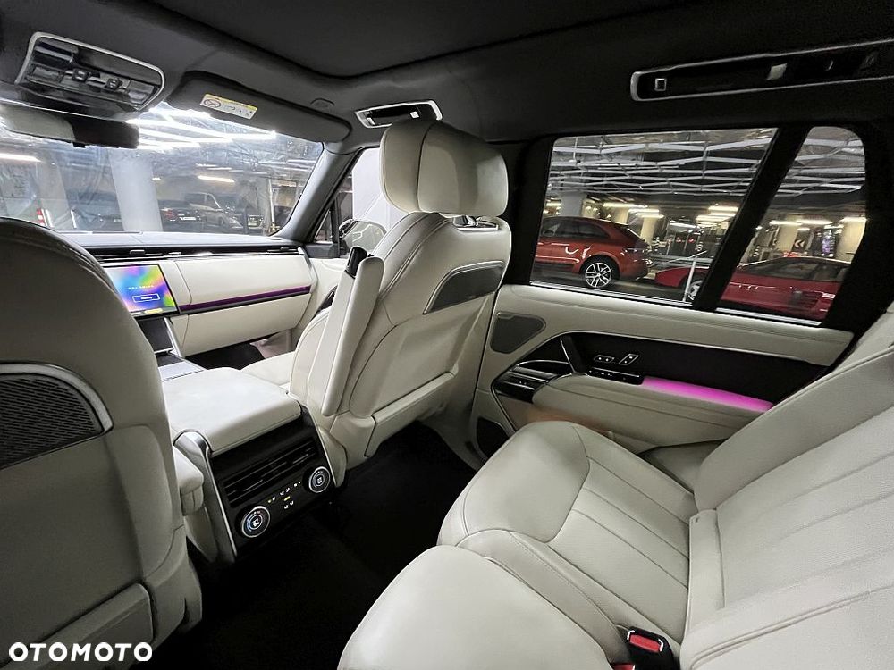 Land Rover Range Rover 4.4 V8 P535 Autobiography - 11