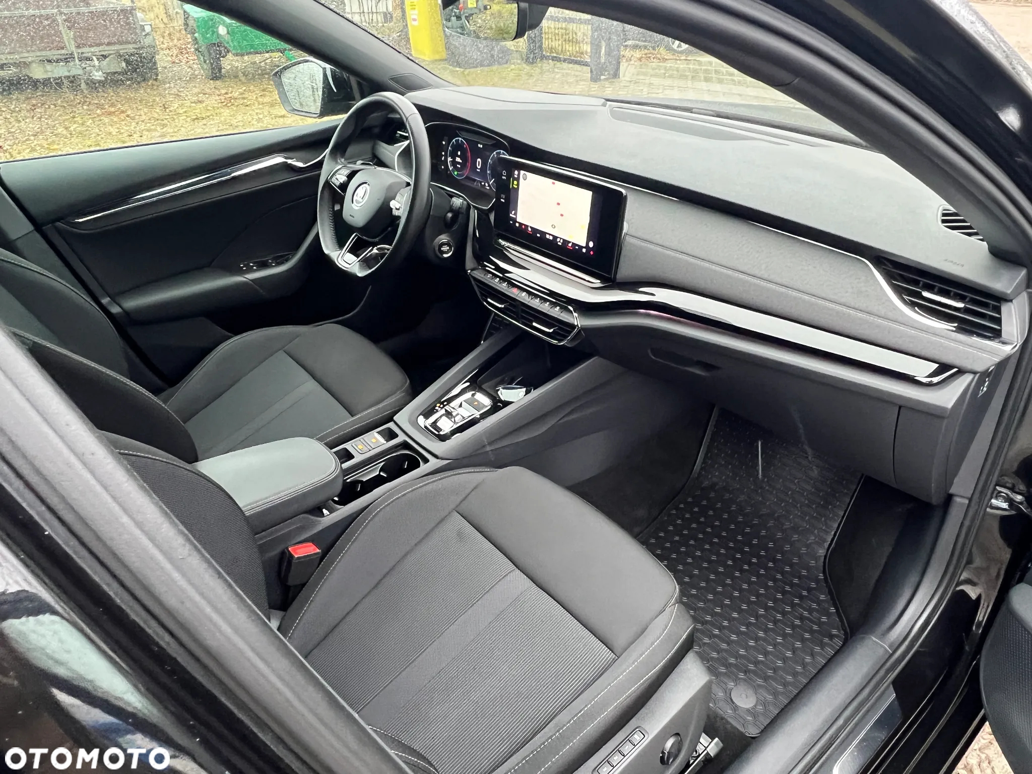 Skoda Octavia 2.0 TDI DSG Sportline - 21
