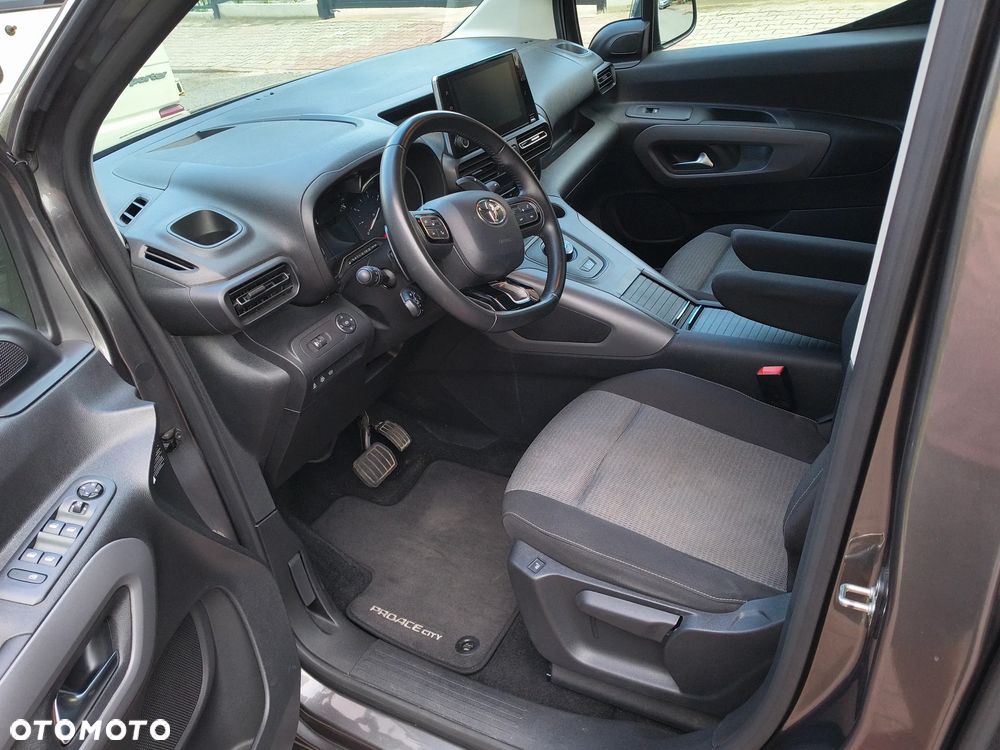 Toyota Proace City Verso 1.2 D-4T Family - 4