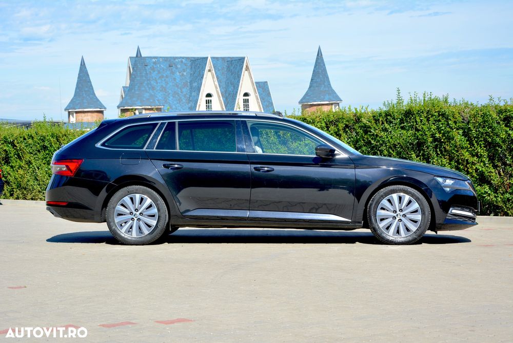 Skoda Superb 2.0 TDI DSG Premium Edition - 3