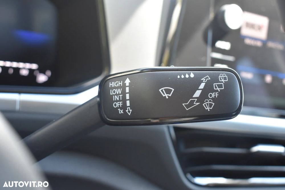 Volkswagen T-ROC 1.5 TSI DSG Advanced - 19