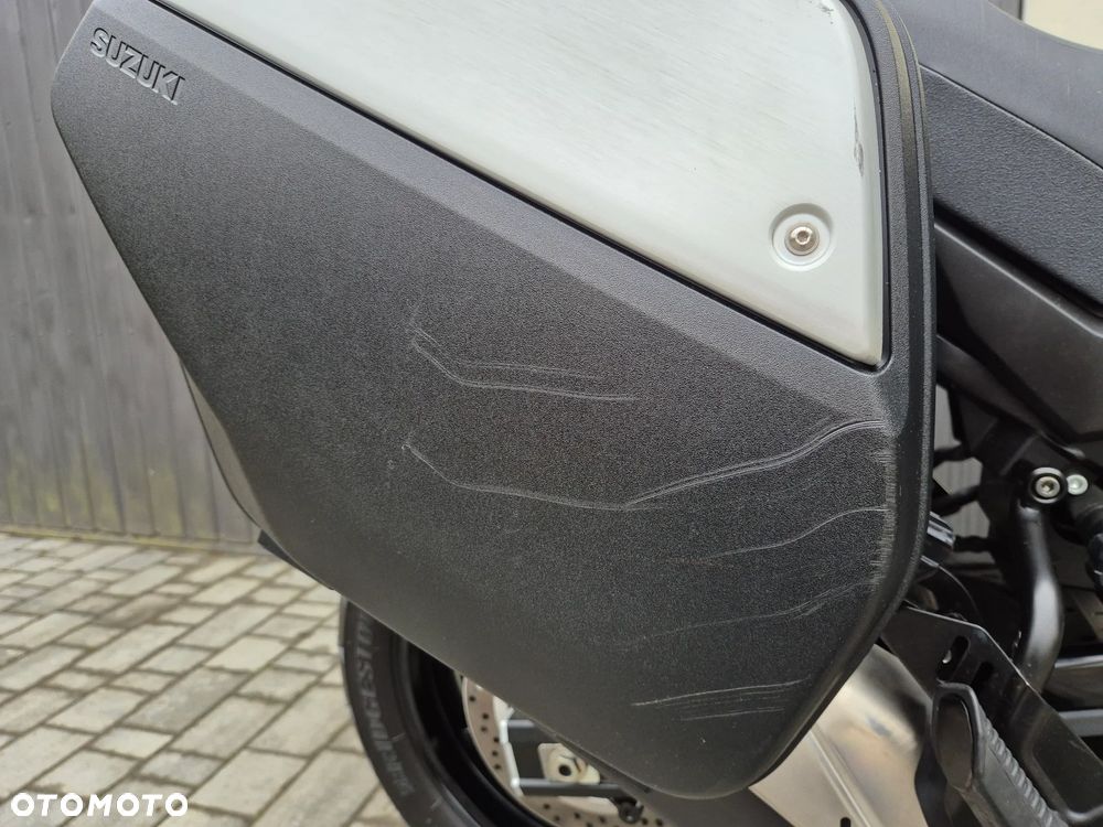 Suzuki V-STROM - 39