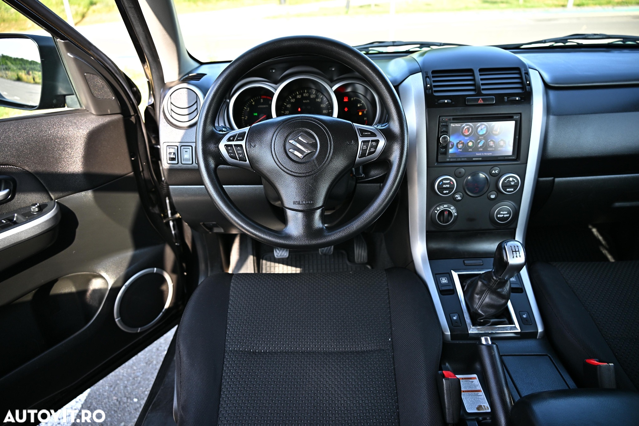 Suzuki Grand Vitara 1.9 DDiS Comfort DPF Limited - 9