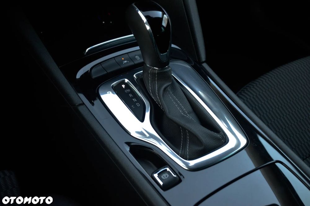 Opel Insignia 1.5 Direct Inj Turbo Exclusive - 16