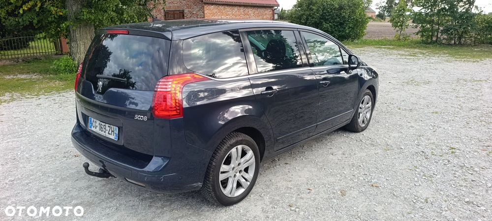Peugeot 5008 - 7