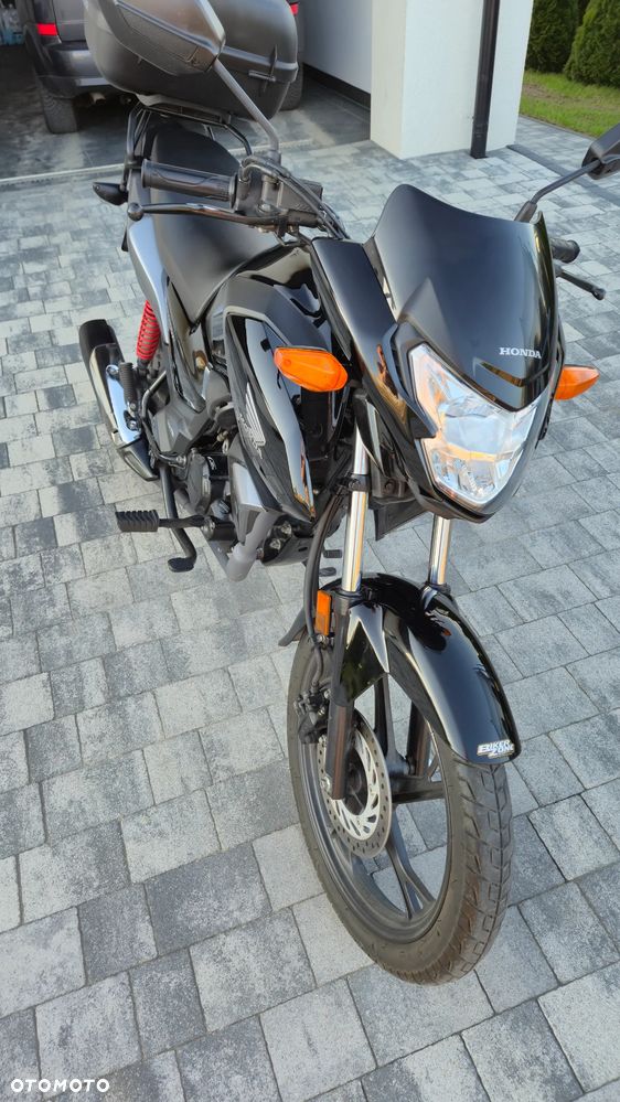 Honda CBF - 1