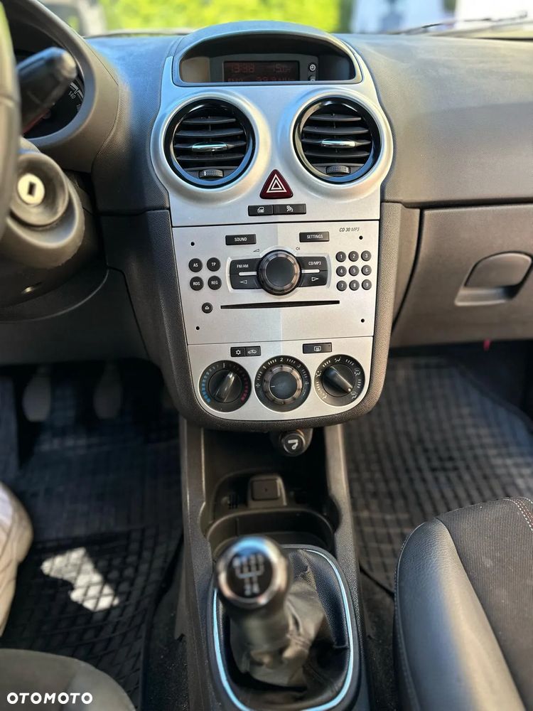 Opel Corsa - 9
