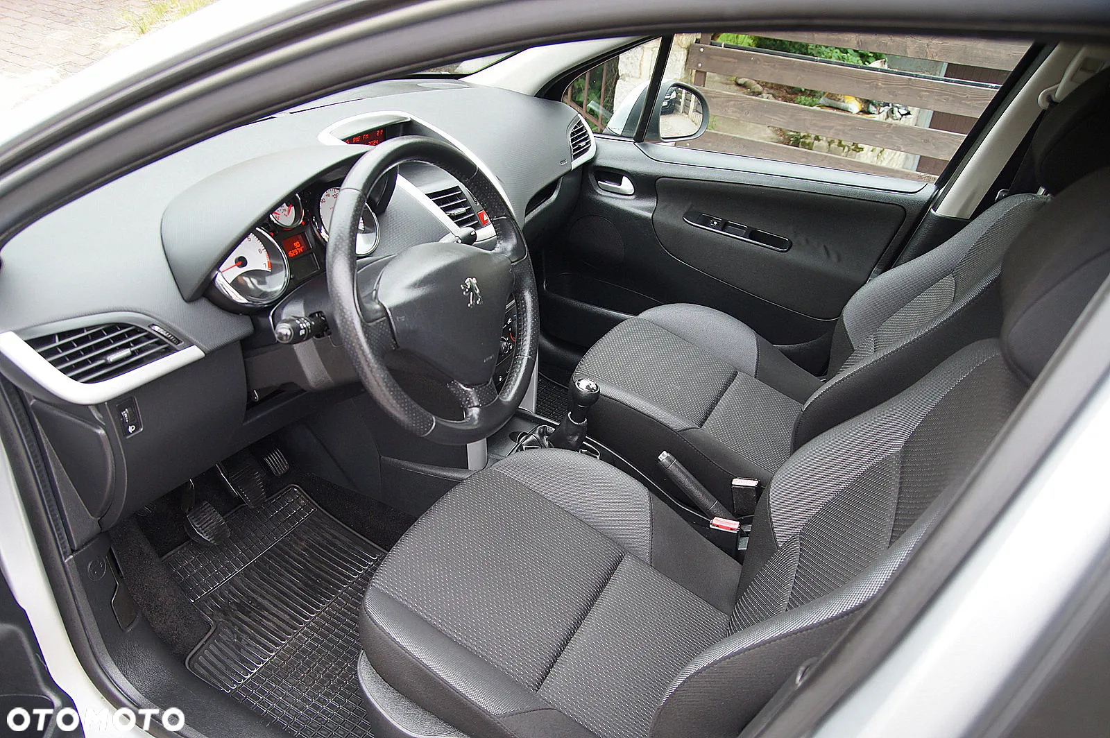 Peugeot 207 95 VTi Premium - 11
