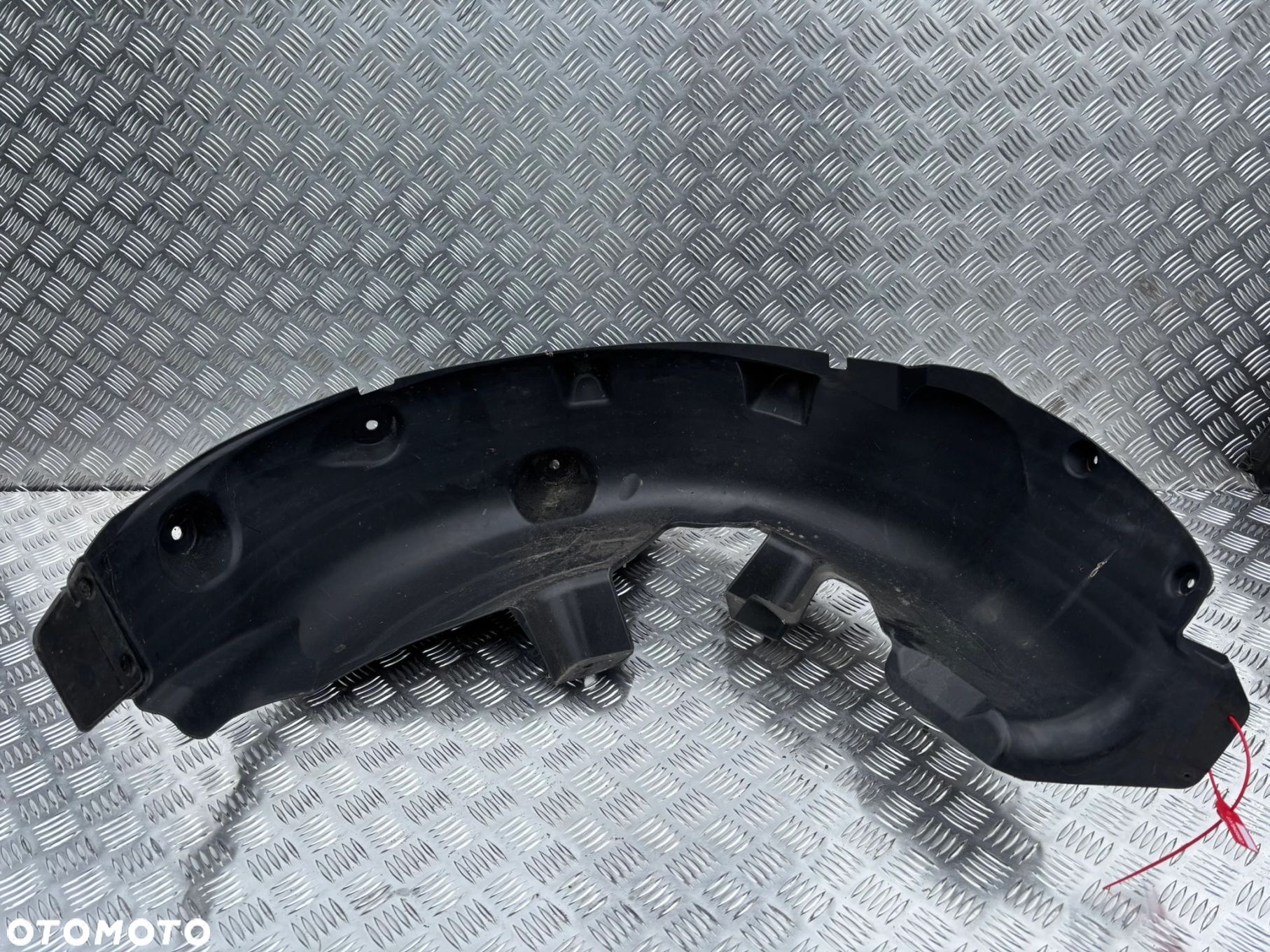 NADKOLE LEWY TYL RENAULT CAPTUR II 2 767499761R - 1