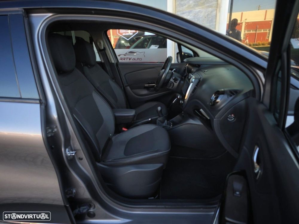 Renault Captur 1.5 dCi Exclusive - 14