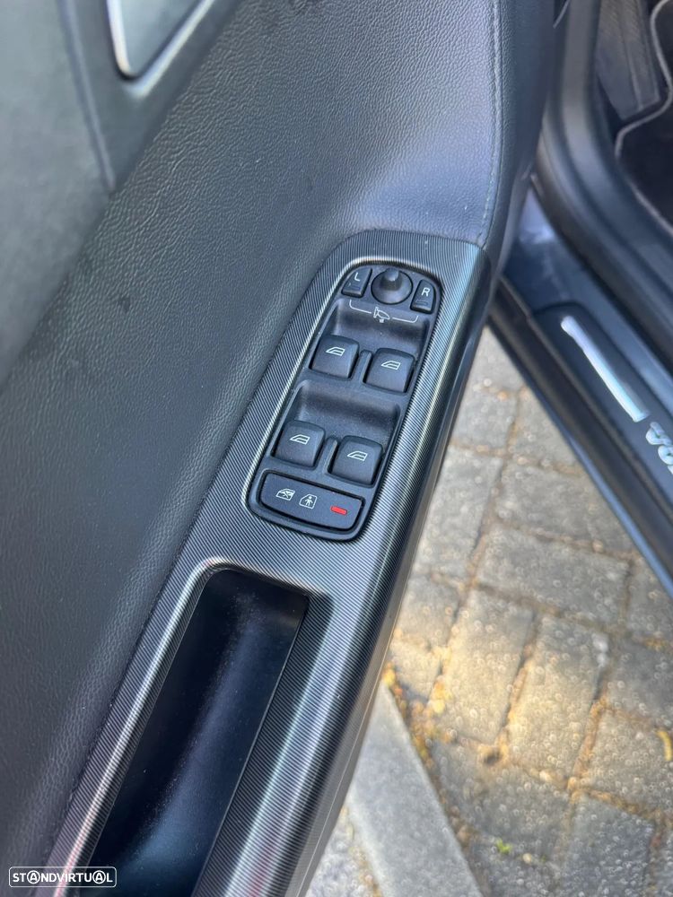 Volvo S40 1.6 D Drive R-Design Start/Stop - 28