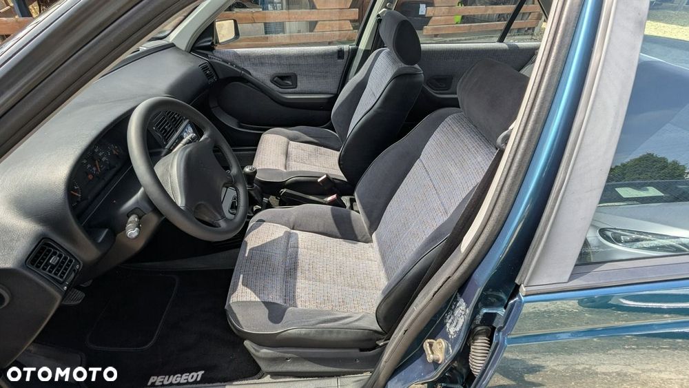Peugeot 405 - 14