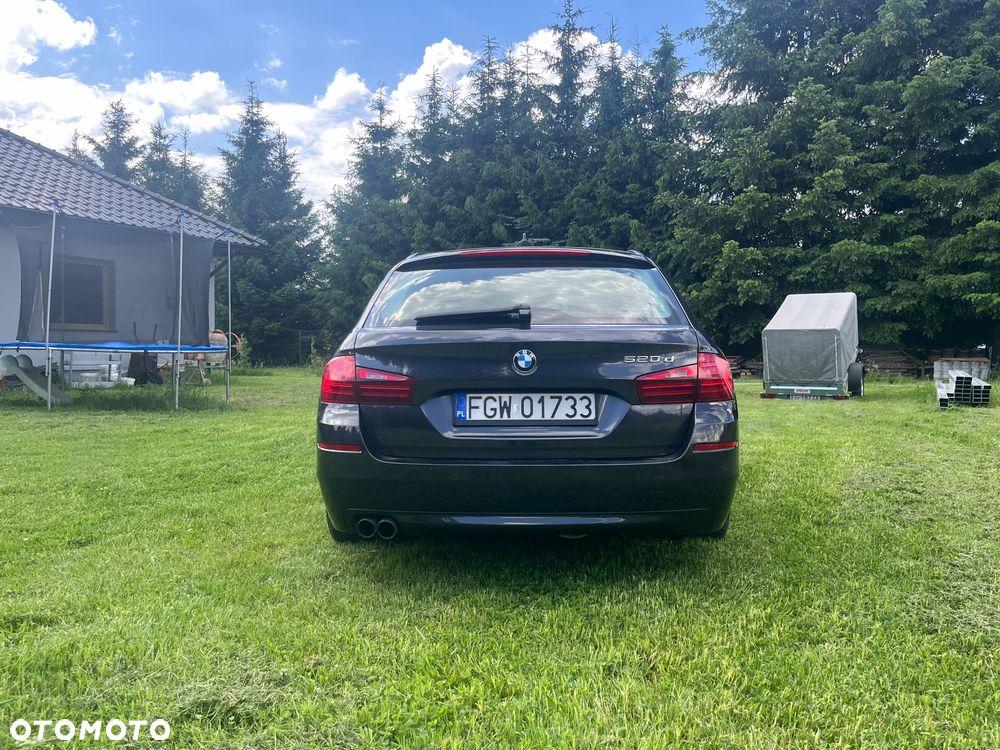 BMW Seria 5 520d - 6