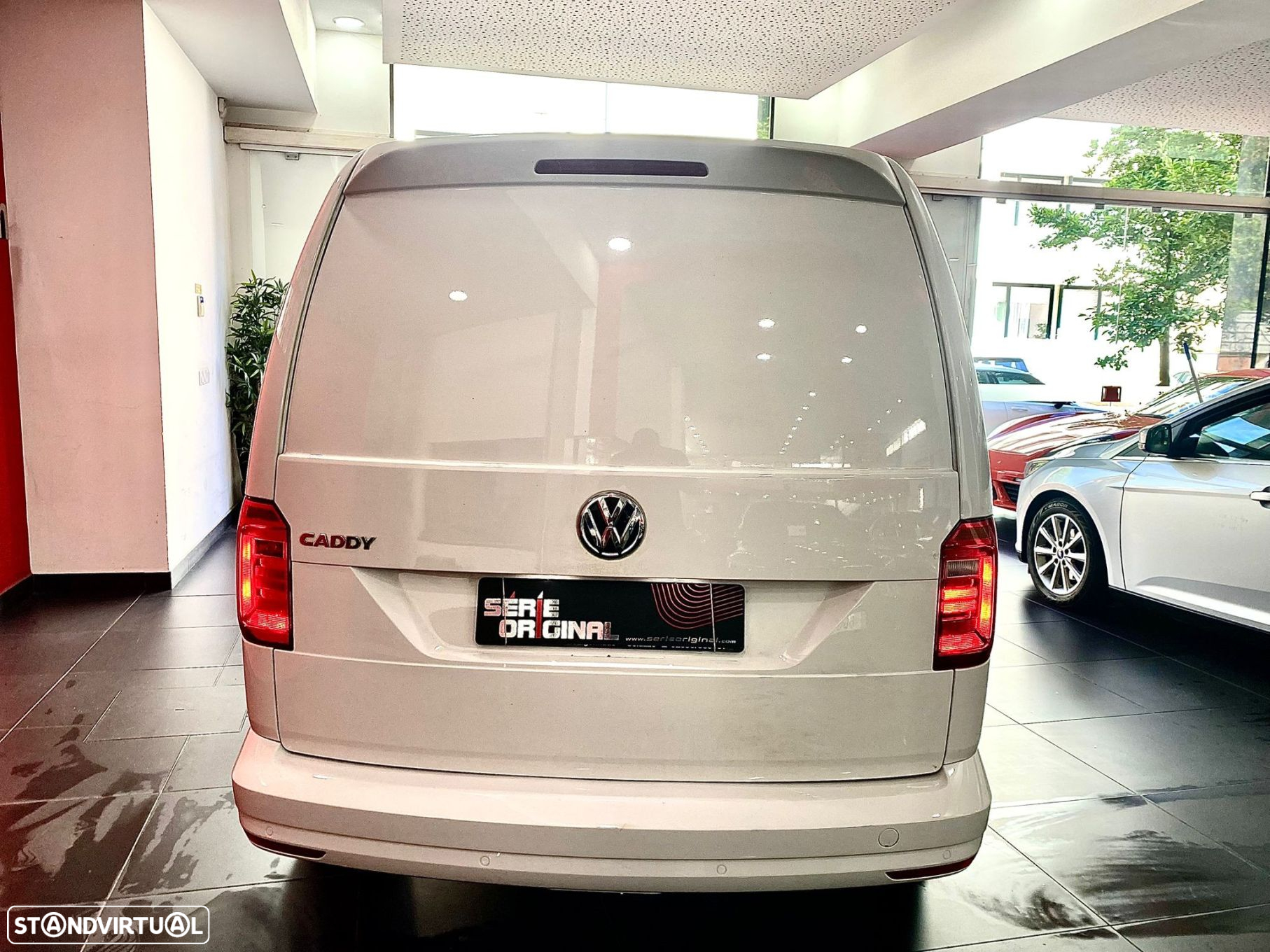 VW Caddy 2.0 TDi BM Comfortline DSG - 8