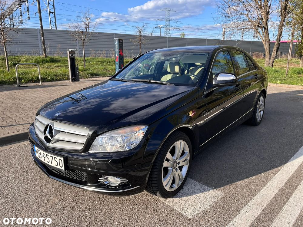 Mercedes-Benz Klasa C 220 CDI DPF Automatik Avantgarde - 1