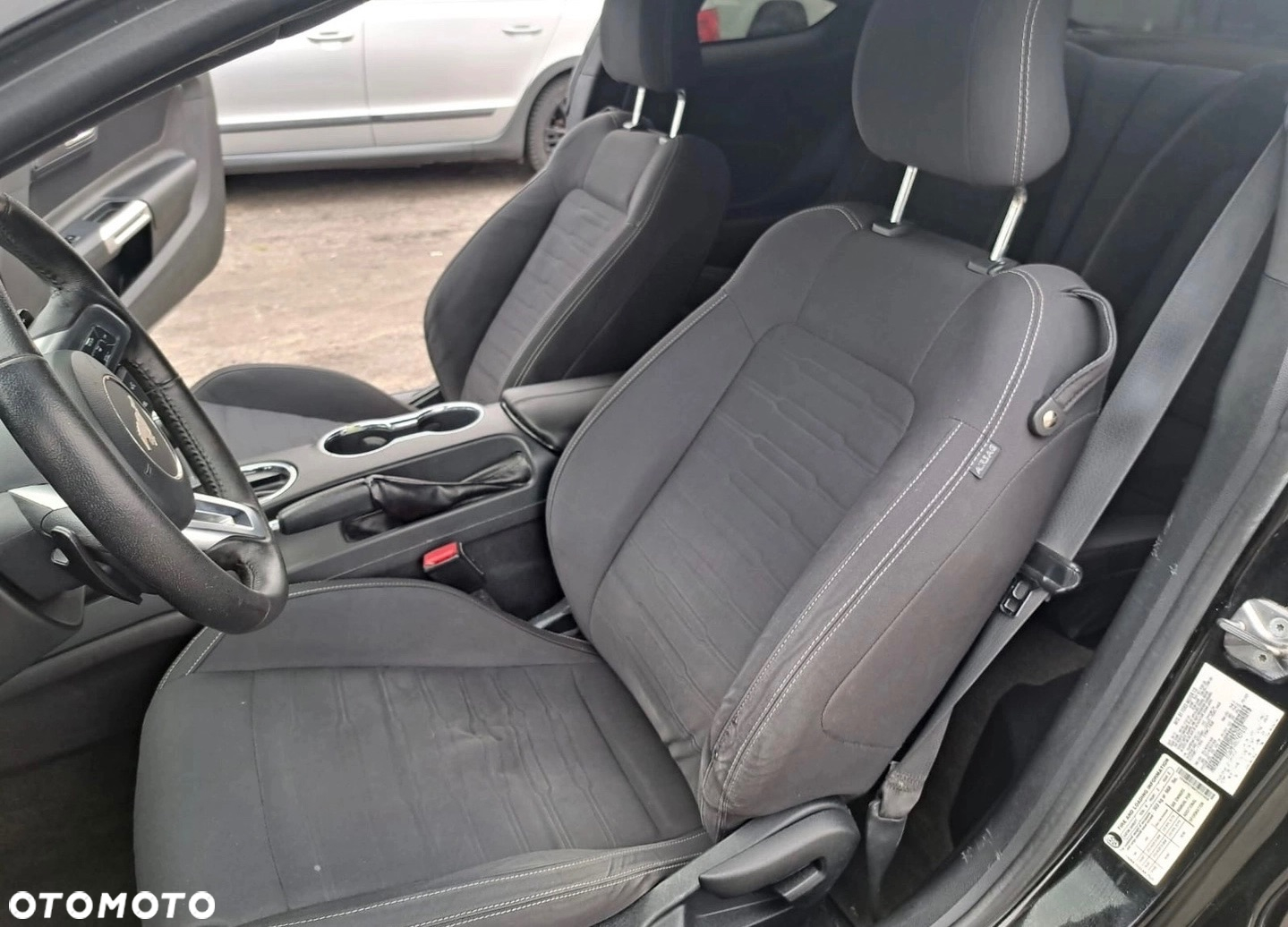 Ford Mustang 2.3 EcoBoost - 19