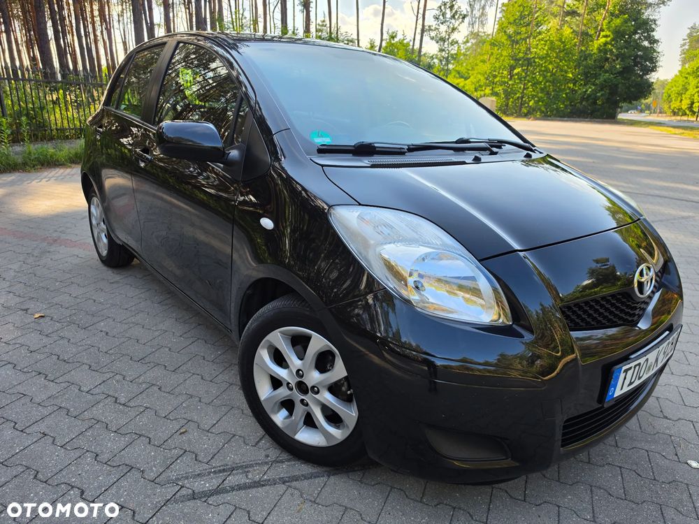 Toyota Yaris 1.33 Luna - 1