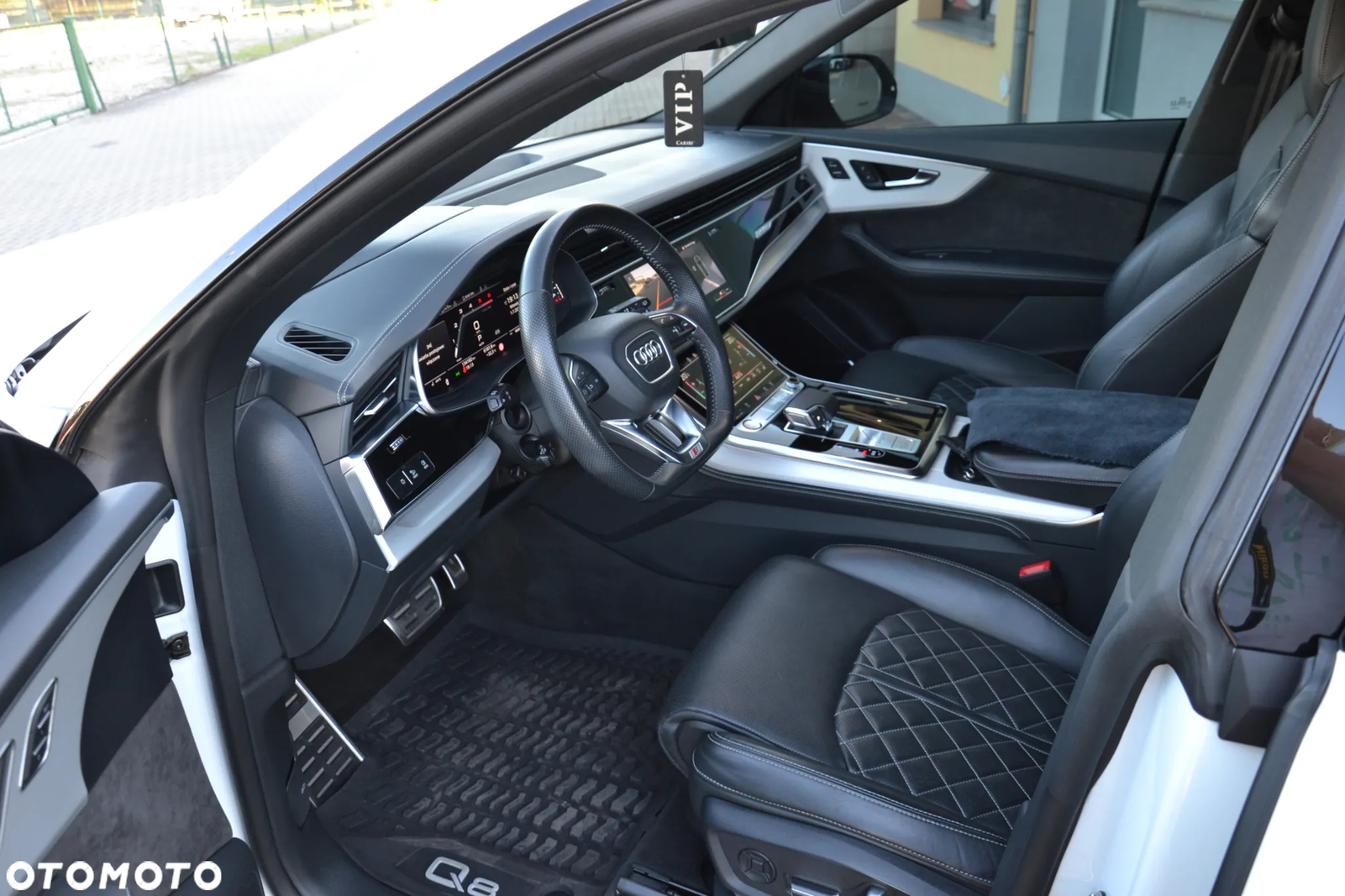 Audi SQ8 - 18