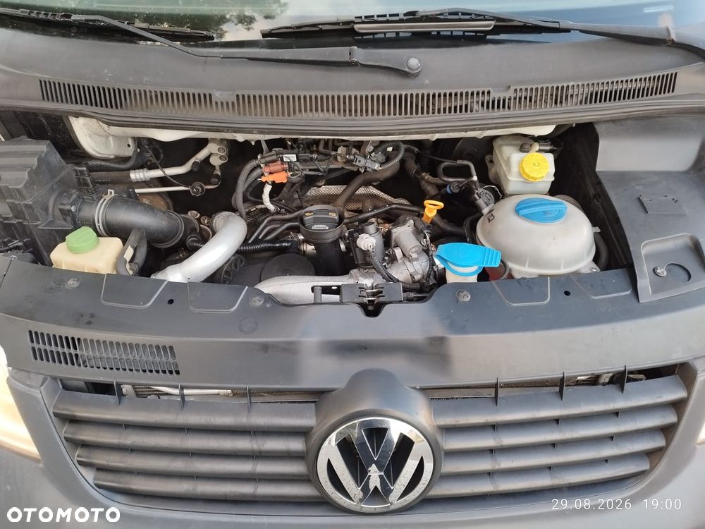 Volkswagen Transporter - 11