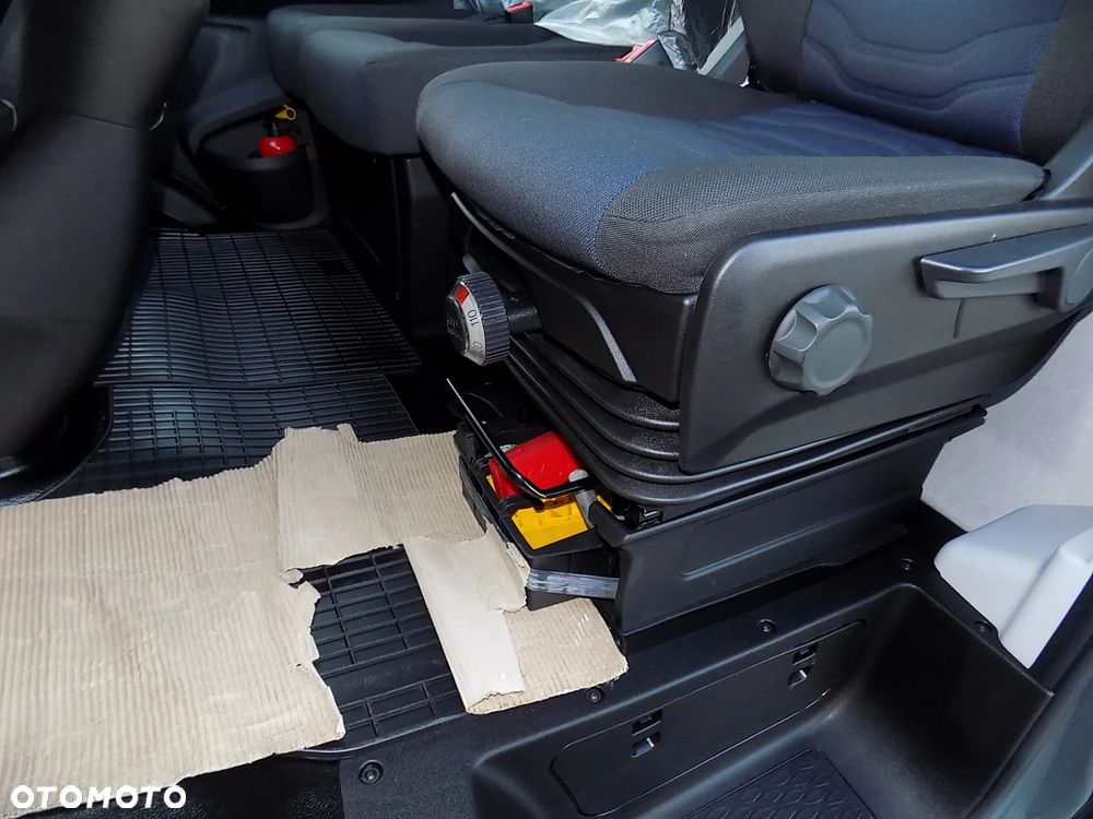 Iveco DAILY, 3.0-POWER, FURGON MAX, PRZEBIEG 14 TYŚ!! - 25