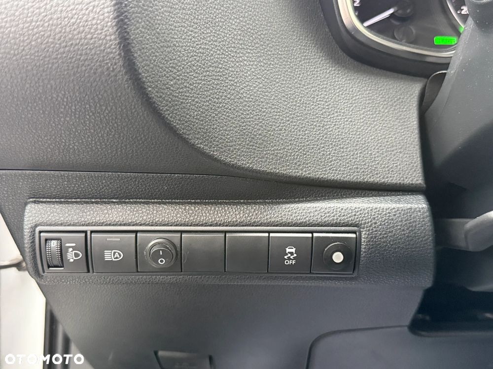 Toyota Corolla 1.8 Hybrid Comfort - 10