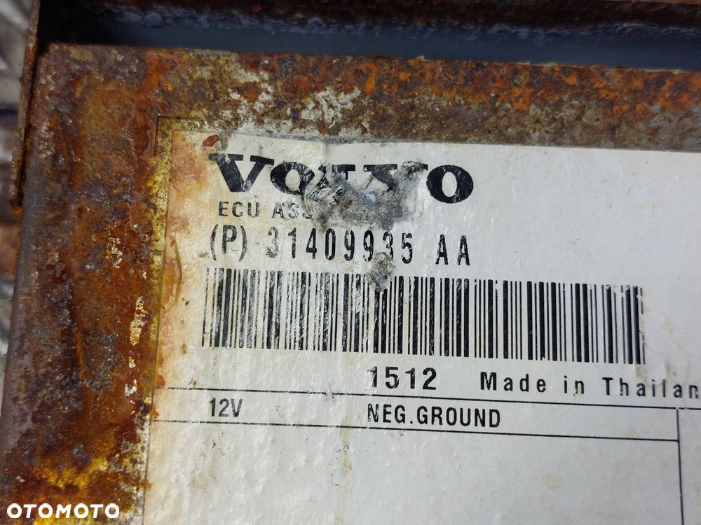 RADIO PANEL RADIA NAWIEWU WYŚWIETLACZ WZMACNIACZ WODOSPAD VOLVO V70 III - 3