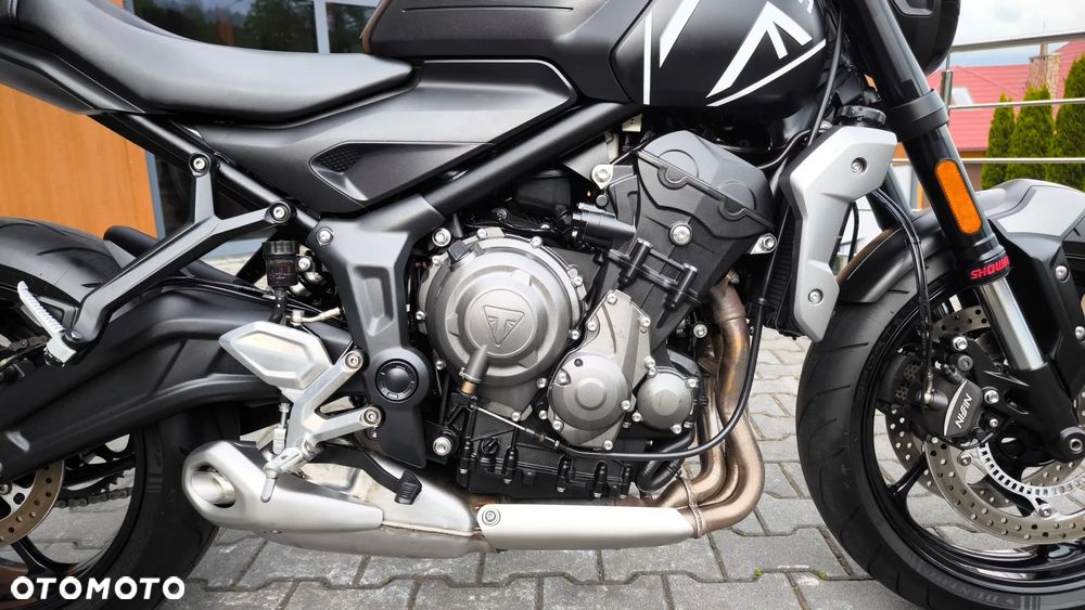 Triumph Trident - 26