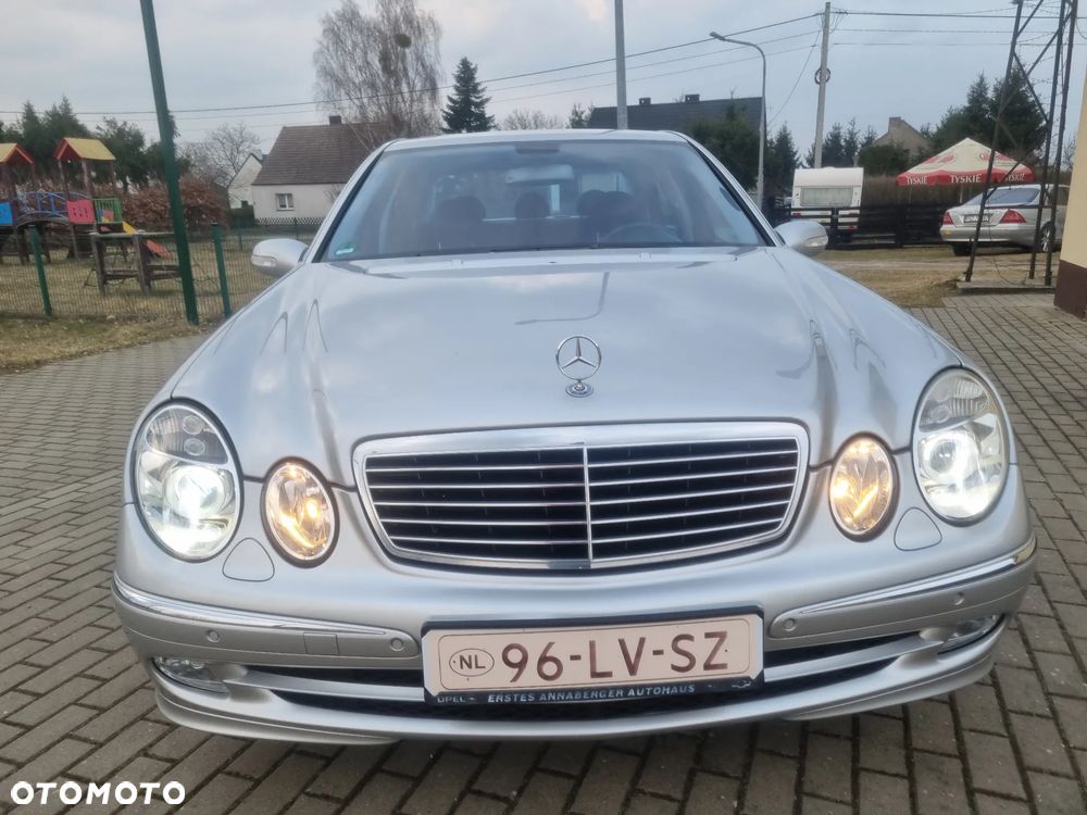 Mercedes-Benz Klasa E 240 4-Matic Avantgarde - 2