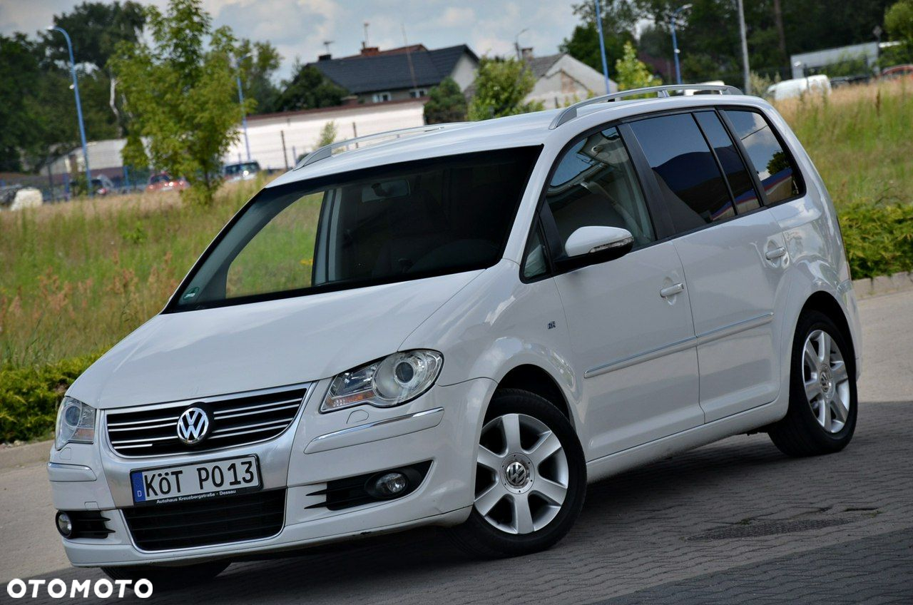 Volkswagen Touran - 6