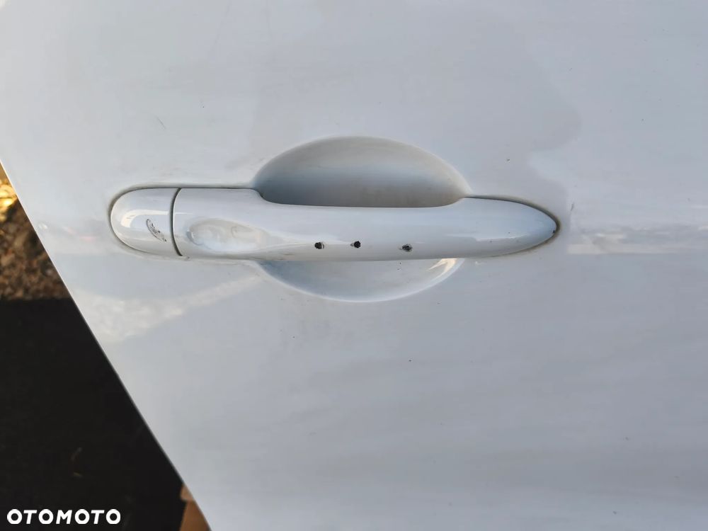 DRZWI PRAWY PRZÓD PRAWE PRZEDNIE DV 369 RENAULT CLIO IV - 4