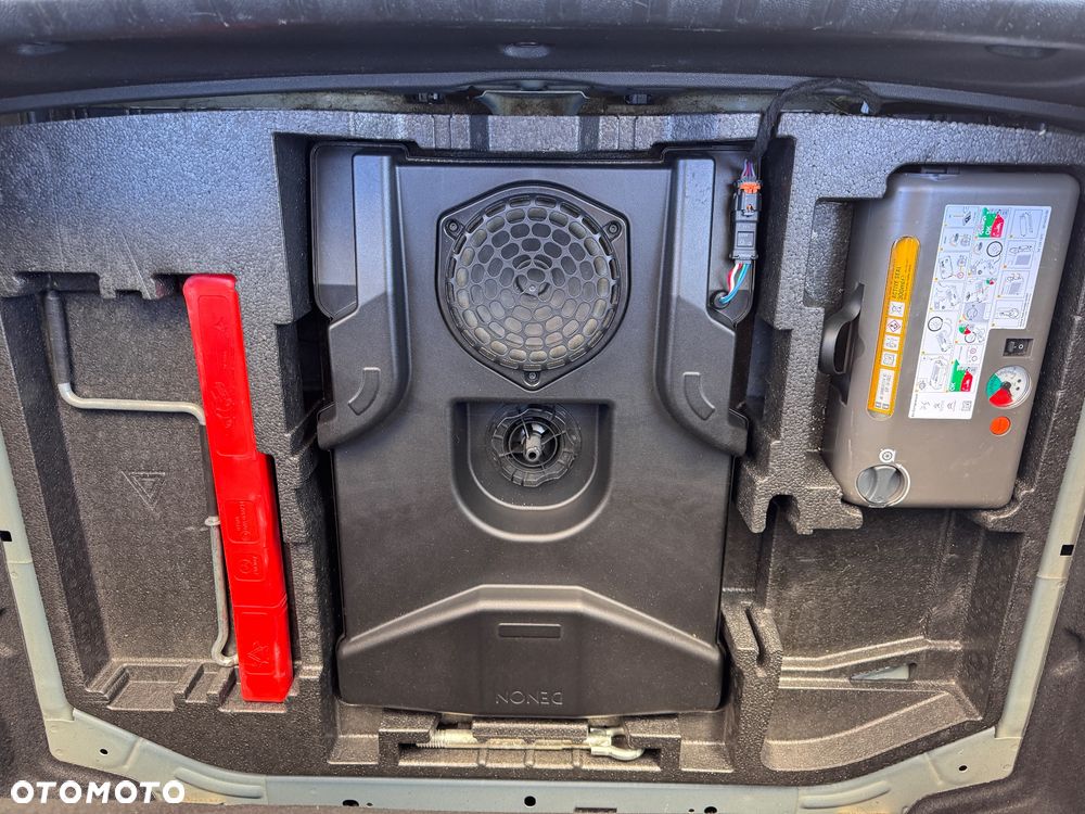 Peugeot 308 1.2 PureTech GPF Allure Pack S&S - 17